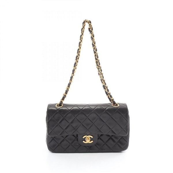 Diamond chain crossbody bag